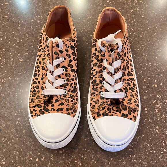 JOSINY Women's Canvas Shoes Low Top Fashion Colorful Sneaker Lace up 6 Cheetah - Picture 1 of 7